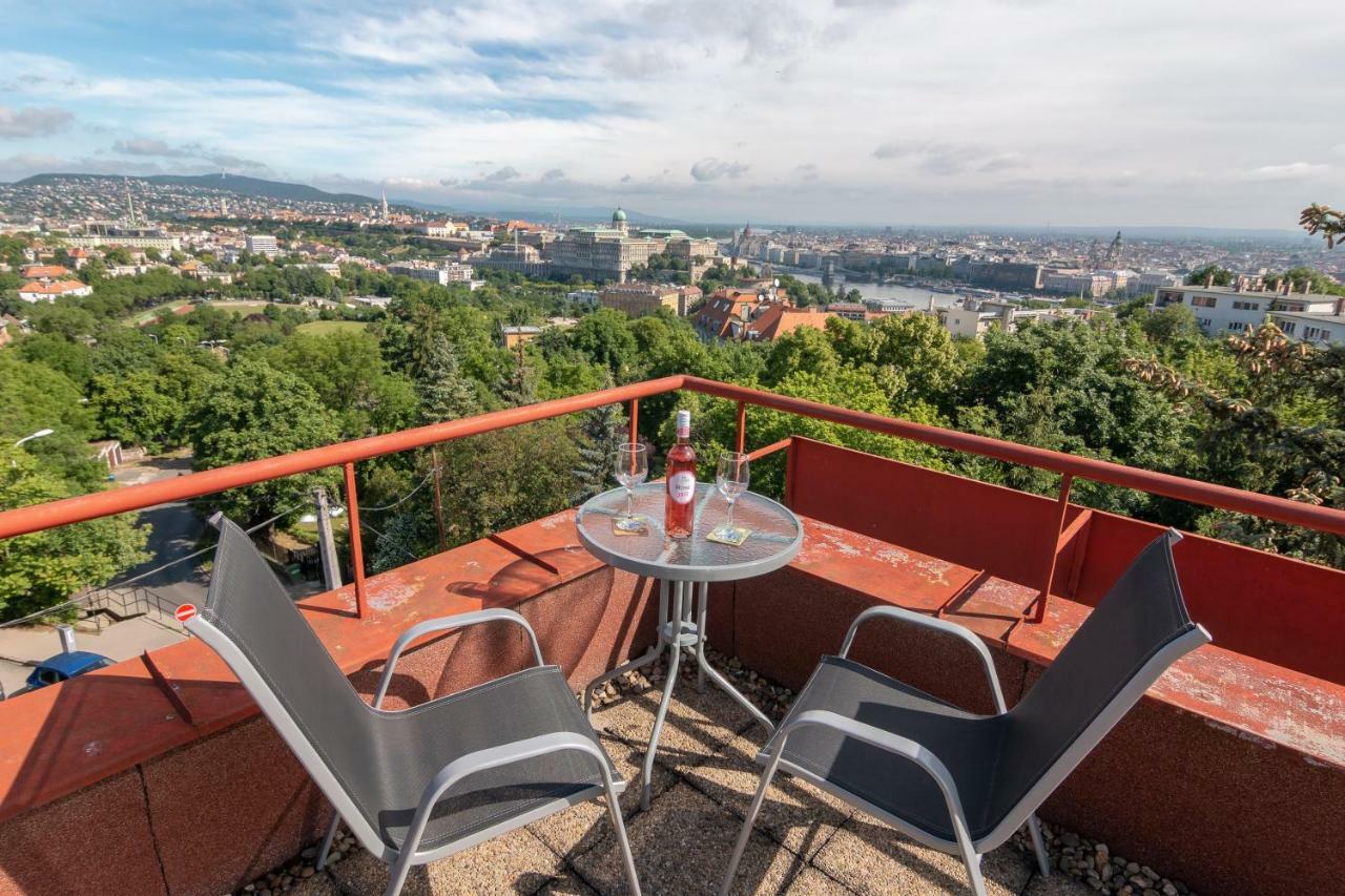 Apartment On Gellert Hill Downtown With Free Garage & Castle View 布达佩斯 外观 照片